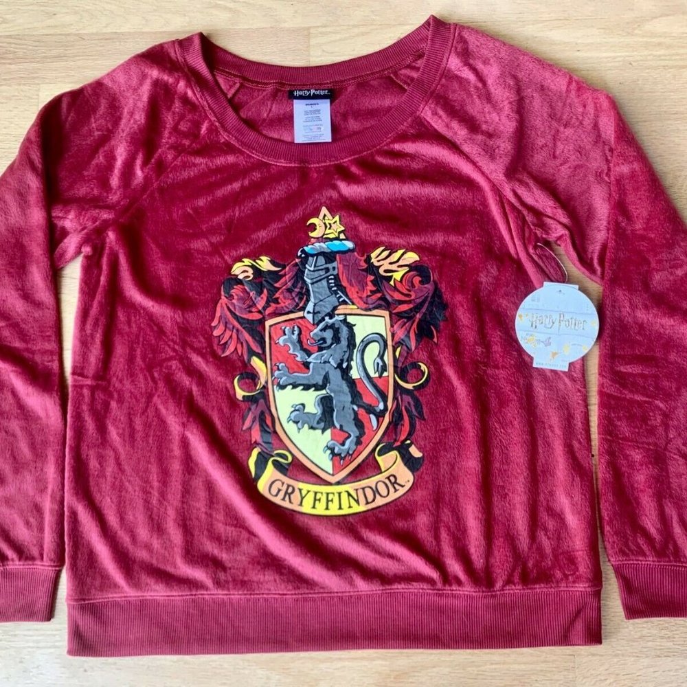 Harry Potter Juniors' Hogwarts Castle Jogger Pajama Set Top - Gryffindor - New